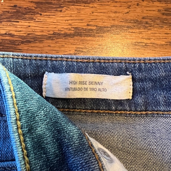 Universal Thread High Rise Skinny Jeans Size 10 - Picture 4 of 6